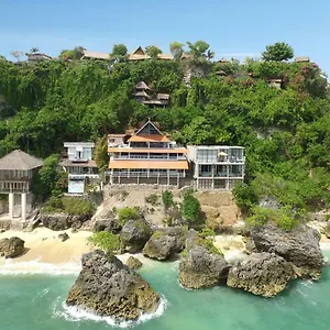 Impossible Cliff House Гостевой дом